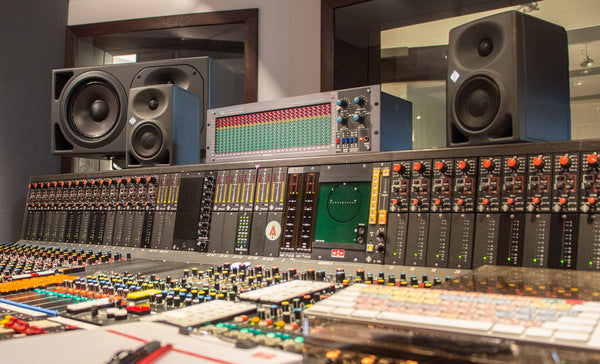 Neumann KH 80 DSP